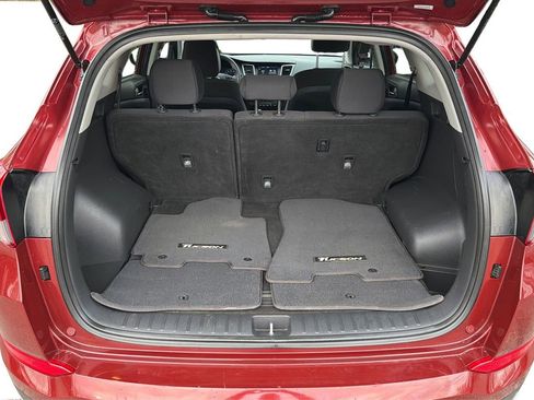 Used 2018 Hyundai Tucson SEL image 11