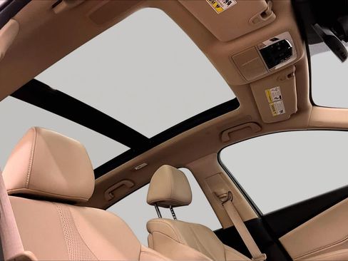 Used 2020 Acura RDX FWD w/ Technology Package image 14