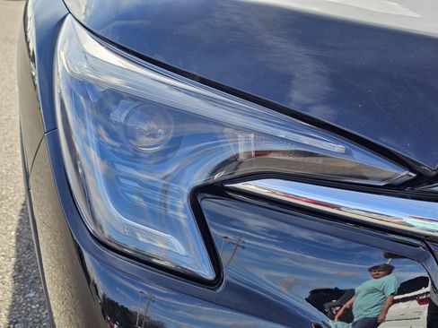 Used 2023 Subaru Ascent Limited w/ Technology Package image 4