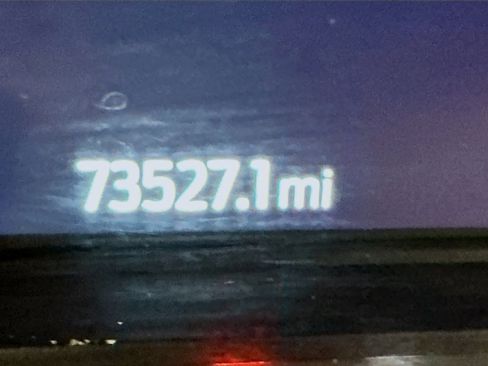 Used 2022 Ford Explorer XLT w/ Equipment Group 202A image 19