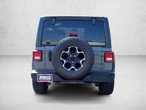 Used 2021 Jeep Wrangler Unlimited Sport AWD/4WD image 3