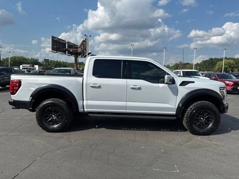 Used 2025 Ford F150 Raptor AWD/4WD image 12