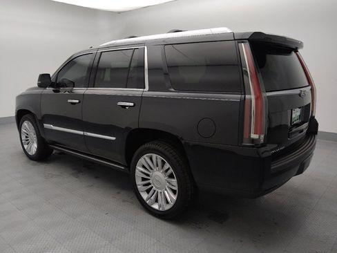 Used 2017 Cadillac Escalade Platinum image 3