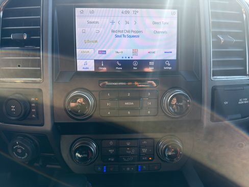 Used 2020 Ford F150 Raptor w/ Equipment Group 802A Luxury AWD/4WD image 17
