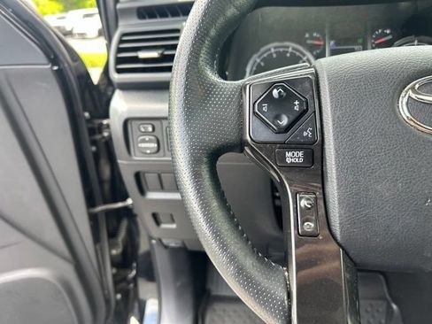 Used 2023 Toyota 4Runner TRD Off-Road Premium w/ Moonroof Package AWD/4WD image 23