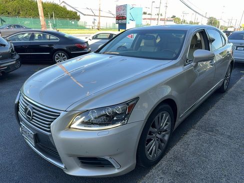 Used 2013 Lexus LS 460 L w/ All-Weather Pkg RWD image 5