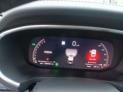 Used 2023 Acura MDX SH-AWD w/ Technology Package image 11