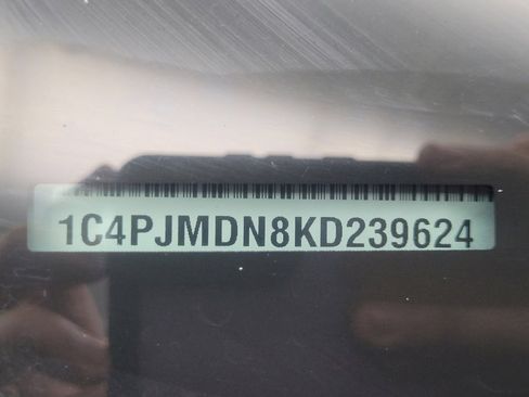 Used 2019 Jeep Cherokee Limited image 33