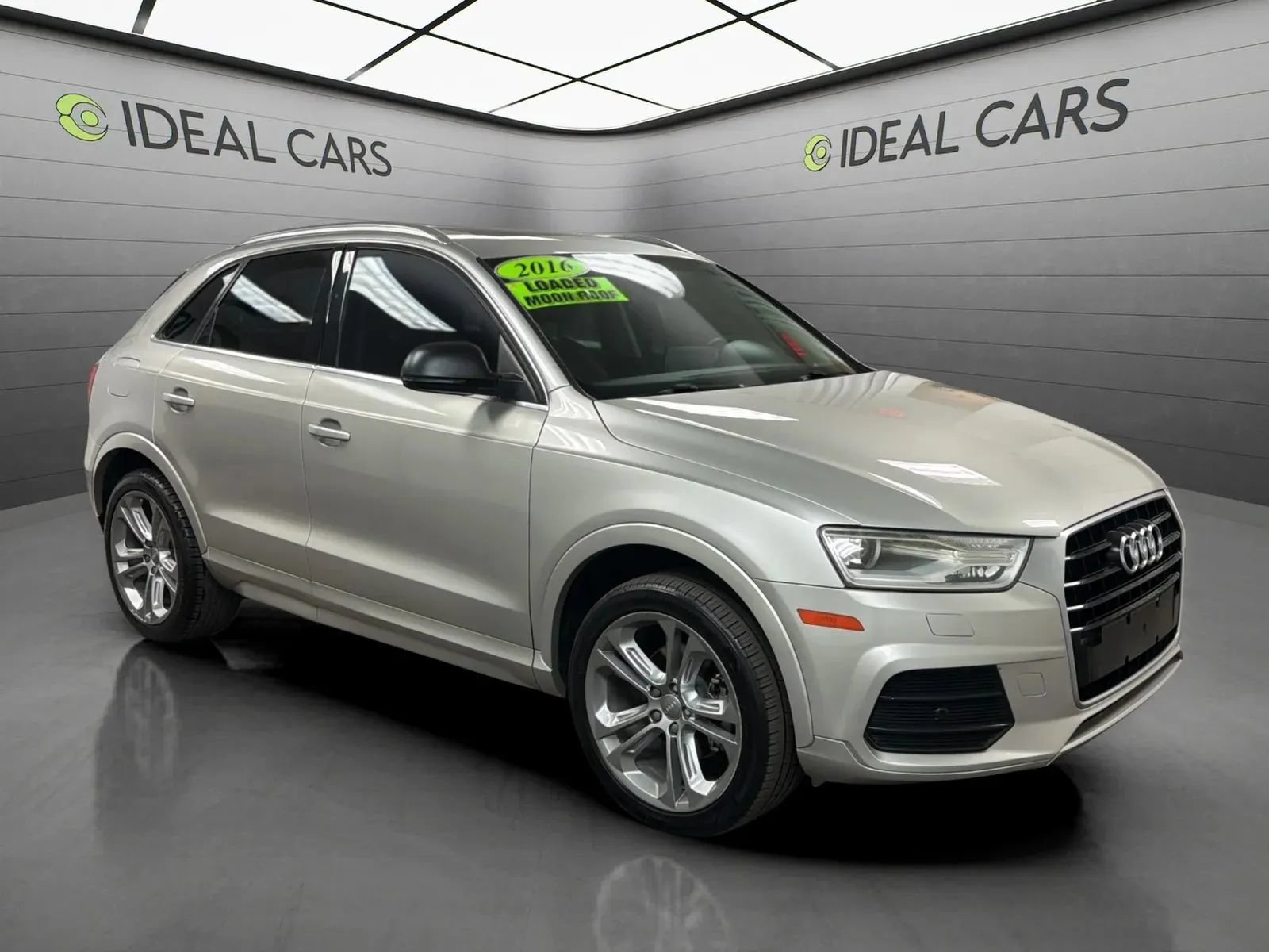 Used 2016 Audi Q3 2.0T Premium Plus w/ Technology Package FWD image 3