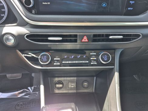 Certified 2023 Hyundai Sonata SEL FWD image 24