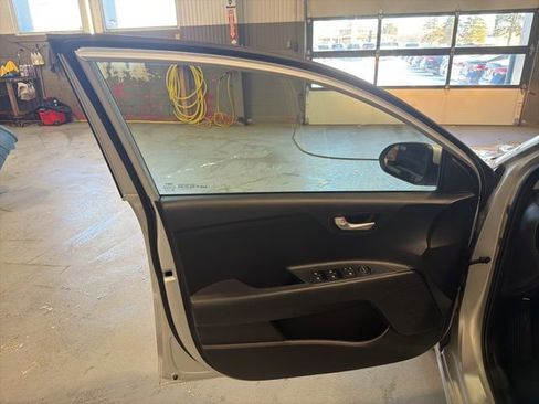 Used 2023 Kia Rio LX image 17