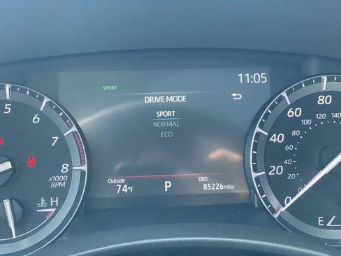 Used 2021 Toyota Highlander Platinum AWD/4WD image 34