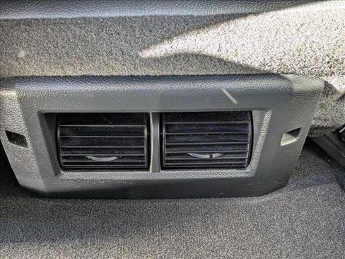 Used 2018 RAM 1500 Laramie w/ Convenience Group image 16