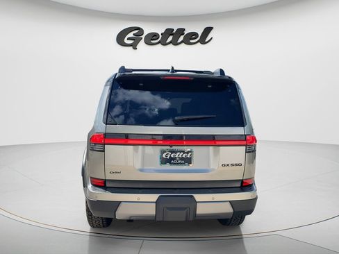 Used 2024 Lexus GX 550 image 5