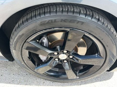 Used 2010 Chevrolet Camaro SS RWD image 18