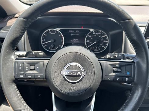 Used 2023 Nissan Rogue SL AWD/4WD image 38