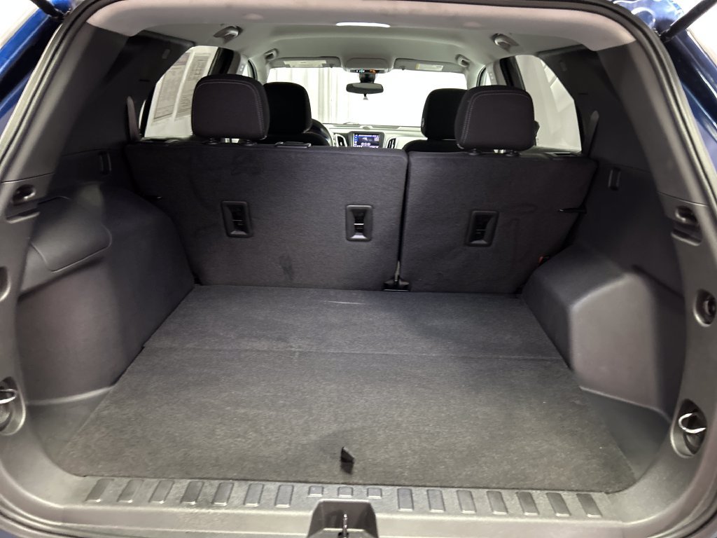 Used 2023 Chevrolet Equinox LS w/ LS Convenience Package FWD image 22