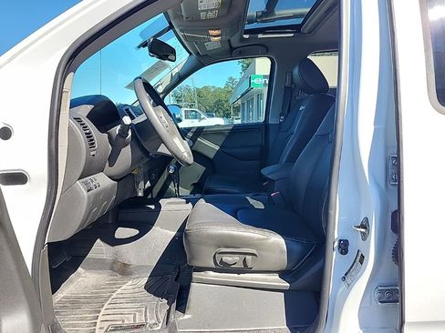 Used 2018 Nissan Frontier PRO-4X w/ Pro-4x Luxury Package image 25