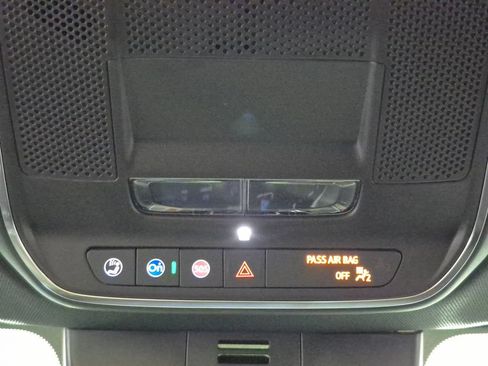New 2026 Chevrolet Traverse RS w/ LPO, Floor Liner Package FWD image 20