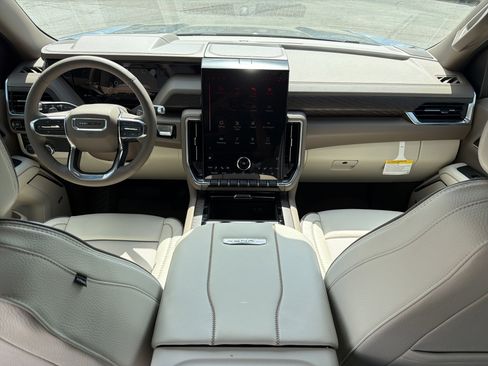 New 2026 GMC Yukon XL Denali w/ Sun & Power Step Package image 29