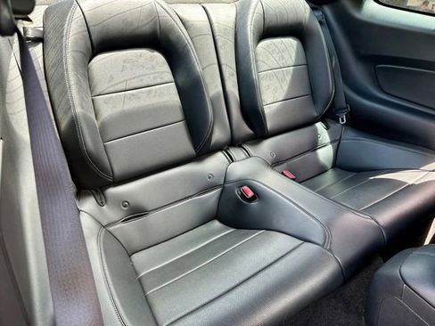 Used 2017 Ford Mustang GT Premium w/ Black Accent Package RWD image 19