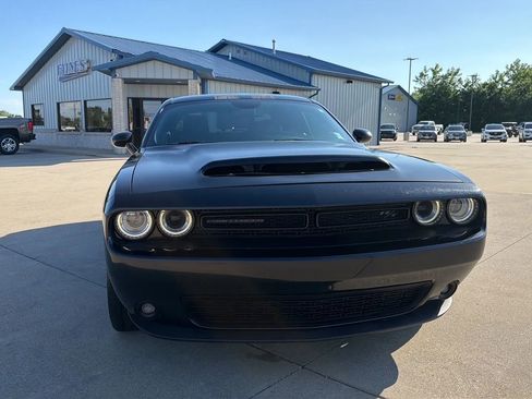 Used 2018 Dodge Challenger R/T w/ Blacktop Package RWD image 30