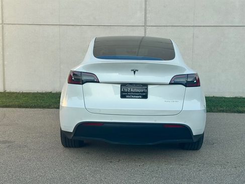Used 2021 Tesla Model Y Long Range AWD/4WD image 12