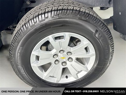 Used 2021 Chevrolet Colorado LT w/ LT Convenience Package image 28