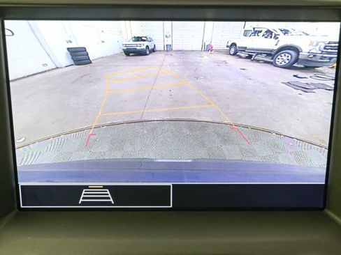 Used 2023 GMC Acadia SLE w/ Driver Convenience Package AWD/4WD image 26