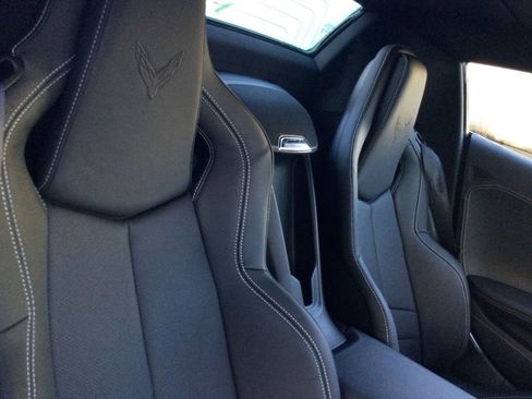 New 2026 Chevrolet Corvette Stingray Convertible w/ Z51 Performance Package image 12