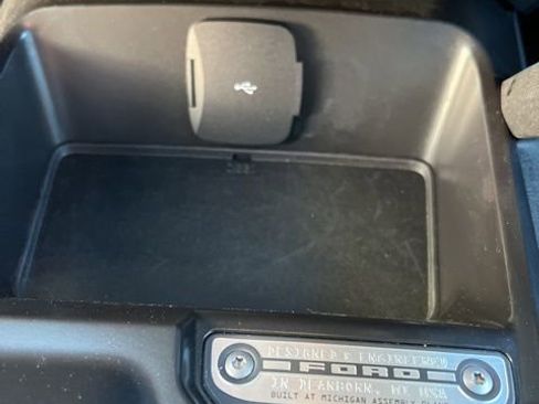 Used 2024 Ford Bronco Wildtrak image 23