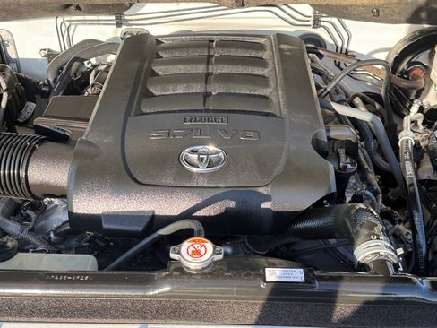 Used 2019 Toyota Tundra Platinum image 31