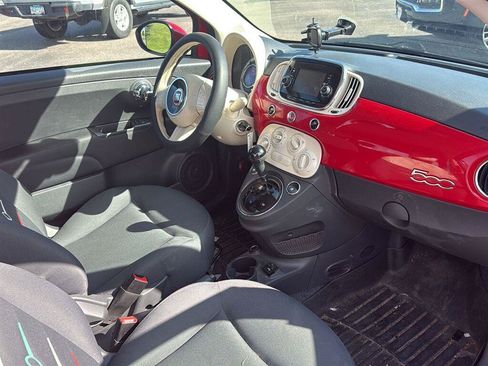 Used 2016 FIAT 500 Pop FWD image 10