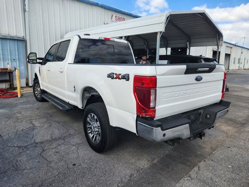 Used 2022 Ford F250 Lariat image 2