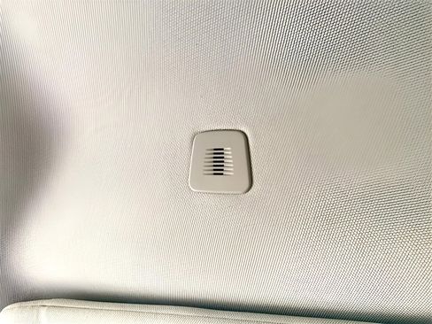 Used 2019 RAM 1500 Laramie w/ Convenience Group image 40