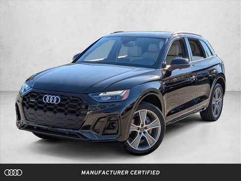 Certified 2025 Audi Q5 2.0T Premium image 1