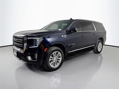 Used 2021 GMC Yukon XL SLT w/ SLT Premium Package RWD image 1