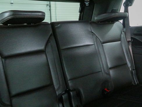 Used 2023 Chevrolet Tahoe High Country w/ Advanced Technology Package AWD/4WD image 35