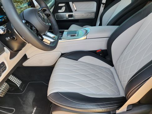 Used 2025 Mercedes-Benz G 63 AMG 4MATIC image 13