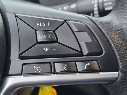 Used 2021 Nissan Rogue Sport S FWD image 28