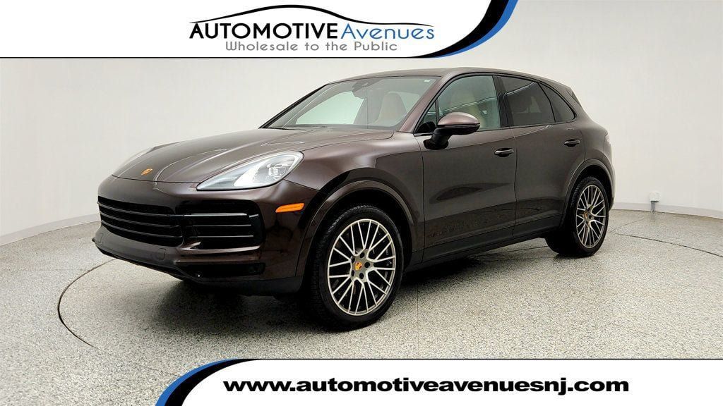 Used 2022 Porsche Cayenne Platinum Edition AWD/4WD image 1