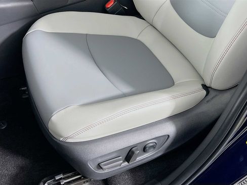 New 2025 Toyota RAV4 XLE Premium image 18