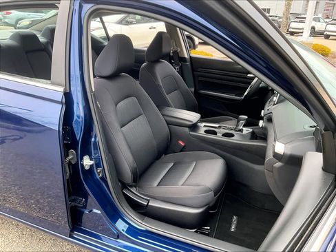 Certified 2020 Nissan Altima 2.5 S image 11