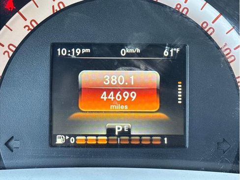 Used 2016 smart fortwo pure image 8