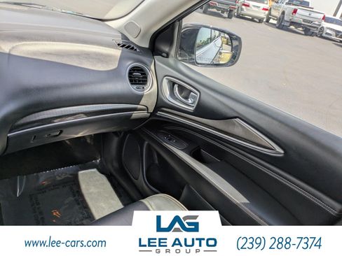 Used 2020 INFINITI QX60 Pure AWD/4WD image 15