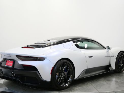 Used 2023 Maserati MC20 -Factory Matte Paint, Extended image 9