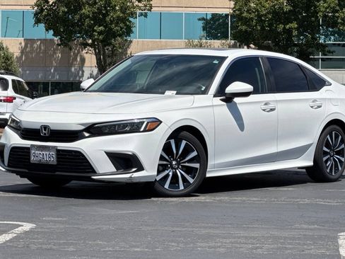 Used 2023 Honda Civic EX image 8