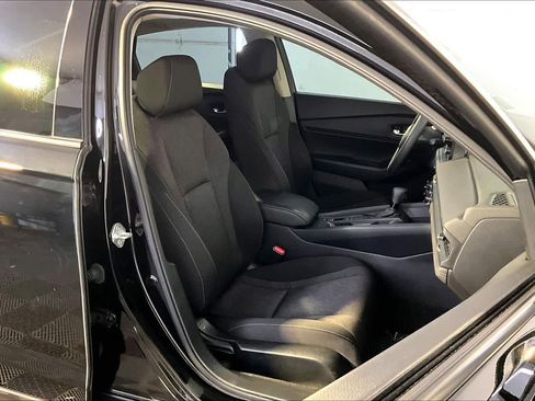 Used 2023 Honda Accord EX image 8