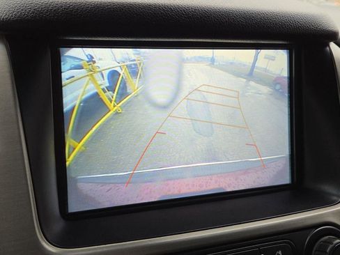 Used 2019 GMC Yukon XL Denali image 8