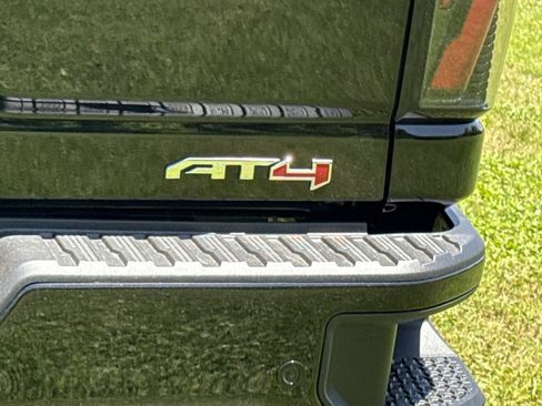 New 2026 GMC Sierra 2500 AT4 w/ AT4 Premium Plus Package AWD/4WD image 10